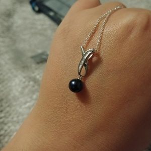 Vantel Pearls Necklace